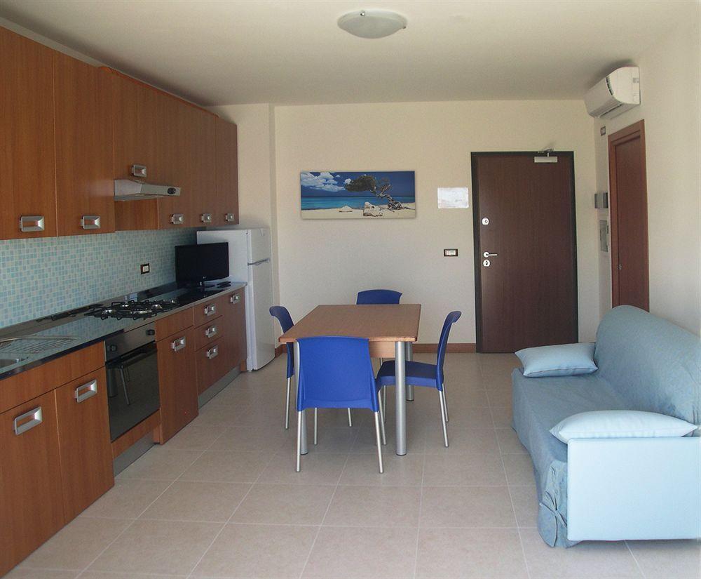 Residence I Delfini Cupra Marittima Exterior foto