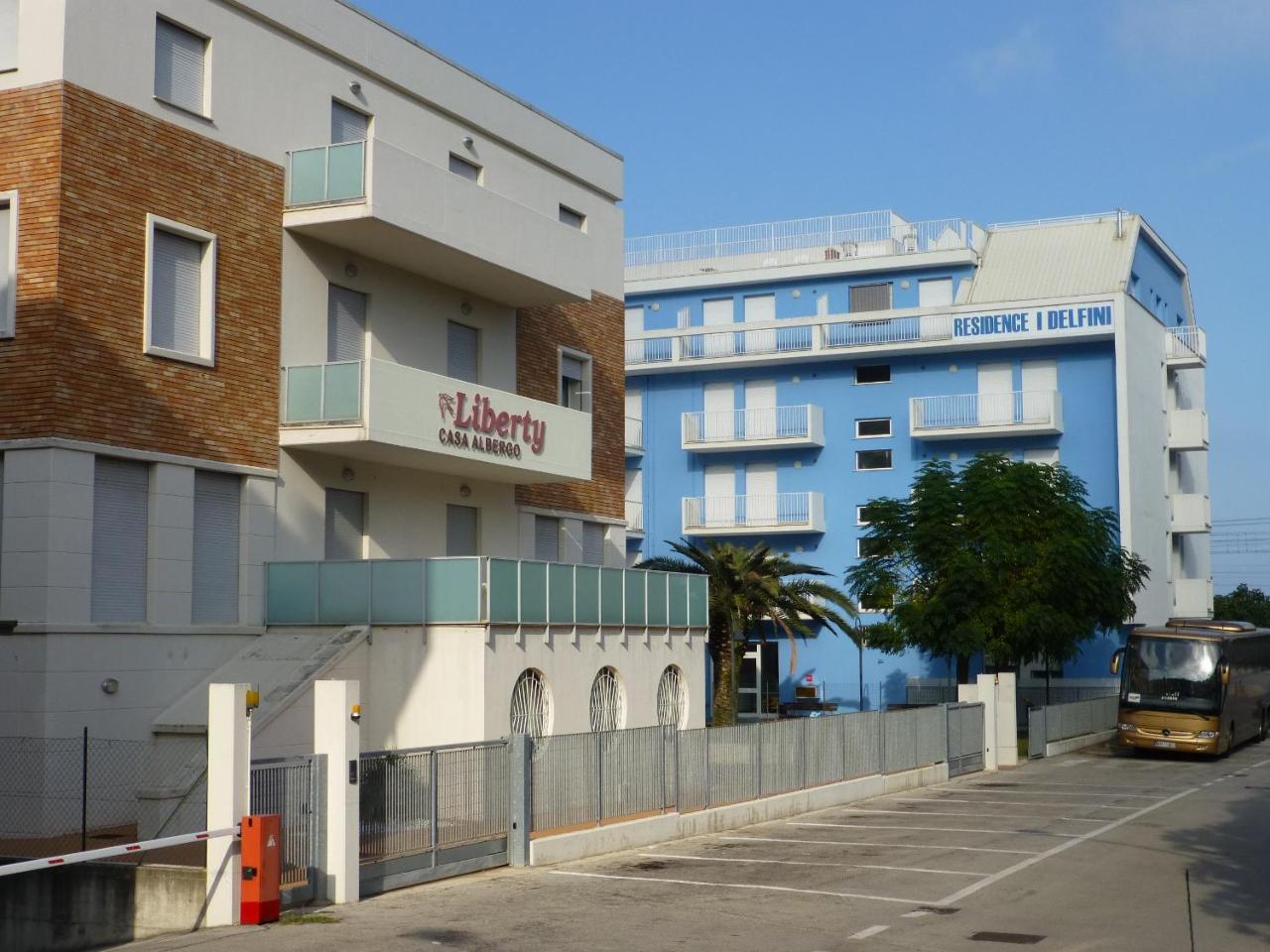 Residence I Delfini Cupra Marittima Exterior foto